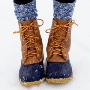 LLBEAN  8” Women’s Waterproof lace up Duck 🦆 Boots Women’s Size 8